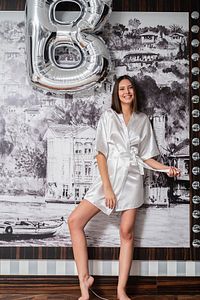 Saten Gümüş Bride Nakışlı Gelin Sabahlığı ürün fotoğrafı