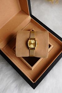Kadın Kol Saati Minimal Gold Hasır Çelik Kordon Kol Saati ürün fotoğrafı