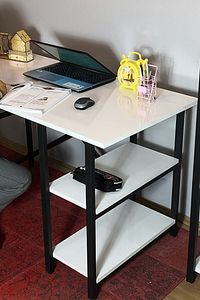 Çalışma Masası Metal Bilgisayar Laptop Masası 2 Raflı Ders Çalışma Ofis Masası Beyaz ürün fotoğrafı