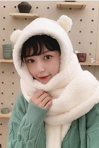Kapşonlu Beyaz Peluş Bere Atkı Kadın Welsoft Polar Boyunluk Şalı Rüzgar Geçirmez Kulaklı Şapka ürün fotoğrafı