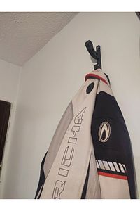 Motosiklet Bisiklet Scooter Kask Ve Mont Duvar Askısı Kask Tutucu Mont Askılıklı Vida Dübel Dahil V2 ürün fotoğrafı