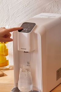 Himalaya 4 Farklı Derecede Su Veren Akıllı Kettle Özellikli Su Arıtıcı ürün fotoğrafı