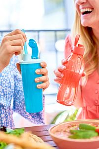 Eco Şişe 500 ml - Pembe Kolay Açılır Kapaklı Su Şişesi | Çevre Dostu Tasarım ürün fotoğrafı