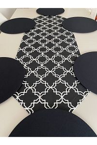 Siyah Klasik Desenli Runner Ve 6'lı Supla Seti Tasarim Takim Amerikan&servis ürün fotoğrafı