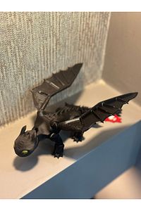 Dişsiz (toothless) Ejderhanı Nasıl Eğitirsin Hareketli Figürü - 20 Cm ( 1 Adet ) ( Siyah ) ürün fotoğrafı