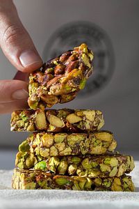 Şeker Ilavesiz Antep Fıstığı Krokan Bar 120 gr (6 X 20 GR) ürün fotoğrafı