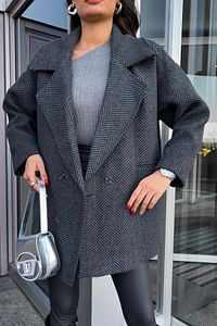 Antrasit Siyah Renk Balık Sırtı Desenli Oversize Standart Beden Astarlı Kısa Kaban ürün fotoğrafı