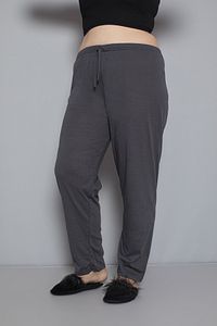 Büyük Beden Kadın Pamuklu Beli Lastikli İnce Kumaş Cepsiz Pijama Altı ürün fotoğrafı