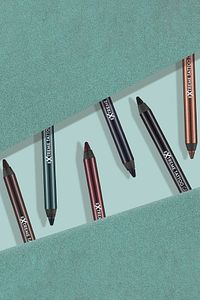 Işıltılı Kalıcı Göz Kalemi (BAKIR) - Extreme Tattoo Gel Pencil - 001 Glitzy Brown - 8682536028837 ürün fotoğrafı