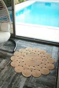 Hasır Jüt Çiçek Desenli Kilim Halı ürün fotoğrafı