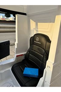 Actros 12V Uzaktan Kumandalı Akülü Tır / Akülü Araba ürün fotoğrafı