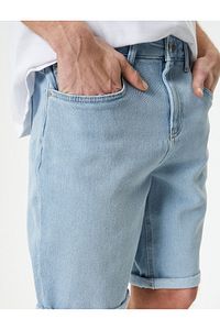 Kot Şort Bermuda Slim Fit Katlı Paça Düğmeli Cep Detaylı ürün fotoğrafı