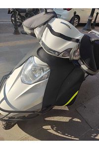 Diz Örtüsü Cırtlı Model Scooter-spacy-fizi-alfa-activa Es ürün fotoğrafı