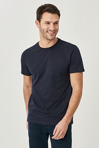 Erkek Lacivert %100 Pamuk Slim Fit Dar Kesim Bisiklet Yaka Basic Tişört ürün fotoğrafı