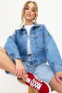 Kadın Mavi Crop Denim Ceket ürün fotoğrafı