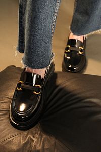 Kadın Loafer Yüksek Taban Tokalı Günlük Ayakkabı Kinles Siyah ürün fotoğrafı
