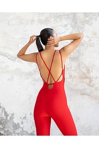 Kadın Kırmızı Sırt Dekolteli Çapraz Bant Askılı Dar Kesim Toparlayıcı Yoga Pilates Tayt Spor Tulum ürün fotoğrafı