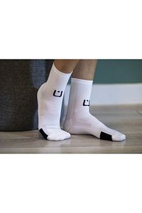 4'lü Paket Reflektörlü Nem Emici Özelliğe Sahip Spor Çorabı Koşu Çorabı Fitness Çorabı ürün fotoğrafı
