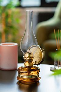 Klasik Amber Gaz Lambası + 250 ml Kandil Yakıtı Sarı + 50 cm Fitil ürün fotoğrafı