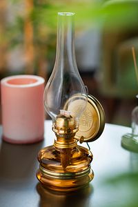 Klasik Amber Gaz Lambası + 250 ml Kandil Yakıtı Sarı + 50 cm Fitil ürün fotoğrafı