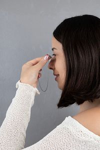 Yüz 100 Dilde Seni Seviyorum Yazan 18 Ayar Beyaz Altın Kaplama 925 Ayar Kadın Gümüş Kutup Kolyesi ürün fotoğrafı