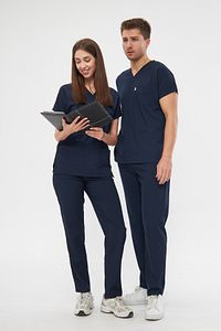 Lacivert Likralı Unisex Yarasa Kol Hemşire Ve Doktor Forması Takımı Scrubs Hastane Üniforması ürün fotoğrafı
