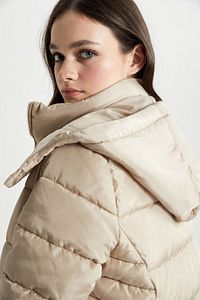 Puffer Şişme Uzun Mont Parka Su Itici Regular Kalıp Çıkarılabilir Kapüşonlu A1315ax23wn ürün fotoğrafı