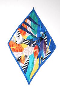 13741-1 Mix Desenli Çok Renkli Pliseli Bandana Fular ürün fotoğrafı