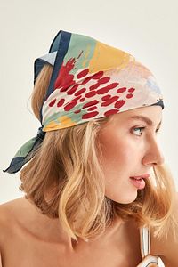 13750 Lacivert Kenarlıklı Renkli Bandana Fular ürün fotoğrafı
