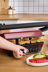 Gastro Grill Pro 2400W Izgara ve Tost Makinesi Kırmızı ürün fotoğrafı