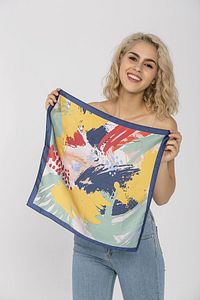 13750 Lacivert Kenarlıklı Renkli Bandana Fular ürün fotoğrafı