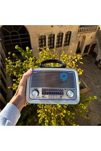 301 Şarjlı Nostaljik Görünümlü Fenerli Radyo Bluetoothlu Mp3 Çalar Radyo Müzik Kutusu ürün fotoğrafı