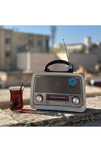 301 Şarjlı Nostaljik Görünümlü Fenerli Radyo Bluetoothlu Mp3 Çalar Radyo Müzik Kutusu ürün fotoğrafı