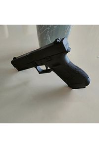 glock 17 maketi ürün fotoğrafı