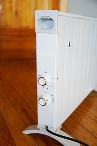 Hc-2954-X İP24  2500 Watt Fanlı Alarmlı Beyaz Konvektör Isıtıcı ürün fotoğrafı