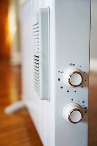 Hc-2954-X İP24  2500 Watt Fanlı Alarmlı Beyaz Konvektör Isıtıcı ürün fotoğrafı