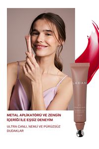 Metal Aplikatörlü Nemlendirici Onarıcı Besleyici Renkli Lip Gloss- Gül 15ml ürün fotoğrafı