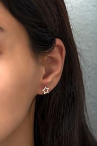 925 Ayar Gümüş Rose Zirkon Taşlı Yıldız Küpe ürün fotoğrafı