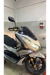 Honda Pcx,dio,actıva Gold Karbon Manet Koruma ürün fotoğrafı