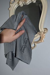 Gri Mikrofiber Oto Cam Ve Ayna Temizlik Bezi 40*50 Mikrofiber Sihilir Bez 1 Adet ürün fotoğrafı
