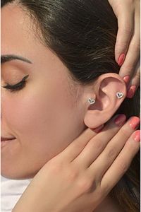 Gümüş Kalp Piercing Tragus Helix Kıkırdak ürün fotoğrafı