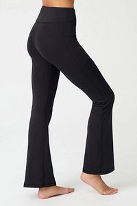 Kadın Siyah Yüksek Bel Toparlayıcı Çift Cepli Ispanyol Paça Tayt Bootcut ürün fotoğrafı