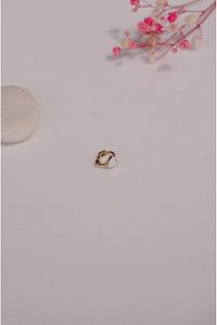 Beyaz Kalpli Halka Tragus Piercing Kıkırdak Küpesi ürün fotoğrafı