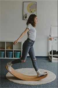 Denge Tahtası 90cm X 30cm Balance Board Doğal Ahşap Çocuk Oyuncak ürün fotoğrafı