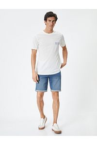 Kot Şort Slim Fit Düğmeli Cepli Katlı Paça Detaylı ürün fotoğrafı