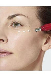 Revitalift Lazer X3 Göz Bakım Kremi 15 ml ürün fotoğrafı