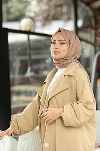 Tesettür Pamuk Kraş Cazz Şal Model -vizon ürün fotoğrafı
