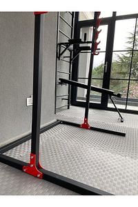 Fonksiyonel Squat Rack Güçlü Tasarım Ile Evde Egzersiz Için Ideal ürün fotoğrafı