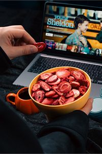 Çilek Kuru Meyve Cipsi - Dondurularak Kurutulmuş Freeze Dried Çıtır Çilek ürün fotoğrafı