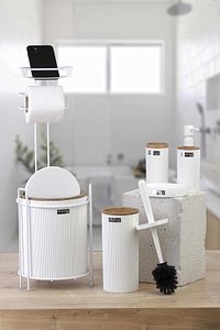 Beyaz Ahşap Desenli Mina Yedekli Wc Kağıtlık Ve 6 Parça Banyo Seti ürün fotoğrafı